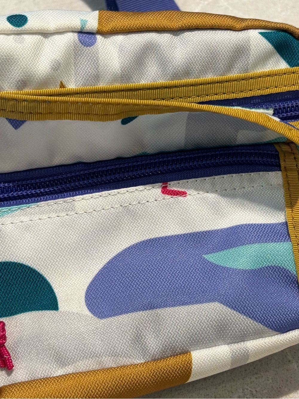 MEC Mountain Equipment Company Geometric Retro Hip Pack Fanny Bag Flaws - Picture 9 of 16